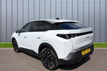 SPOTICAR Peugeot 3008 1.2 Allure E-dsc6 Euro 6 (s/s) 5dr Used Car - Suv Hybrid White - Taunton - 1200609573_5