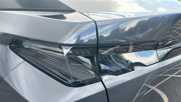 SPOTICAR Peugeot 3008 1.2 Gt E-dsc6 Euro 6 (s/s) 5dr Used Car - Suv Hybrid Grey - Chingford - 1200609757_5