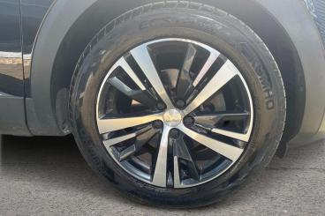 SPOTICAR Peugeot 3008 1.6 Bluehdi Allure Eat Euro 6 (s/s) 5dr Used Car - Suv Diesel Black - Chichester - 1200610301_5