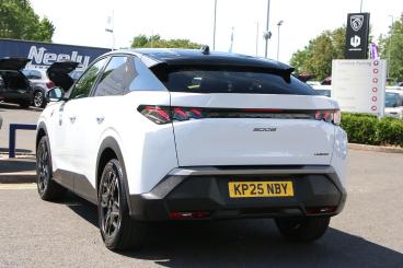 SPOTICAR Peugeot 3008 1.2 Gt E-dsc6 Euro 6 (s/s) 5dr Used Car - Suv Hybrid White - Walsall - 1200614244_4