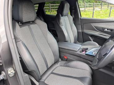 SPOTICAR Peugeot 3008 1.5 Bluehdi Allure Premium Eat Euro 6 (s/s) 5dr Used Car - Suv Diesel Grey - County Antrim - 1200614618_3