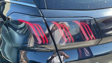 SPOTICAR Peugeot 3008 1.6 13.2kwh Gt E-eat 4wd Euro 6 (s/s) 5dr Used Car - Suv Plug-in Hybrid Black - Preston - 1200617782_5