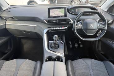 SPOTICAR Peugeot 3008 1.5 Bluehdi Allure Euro 6 (s/s) 5dr Used Car - Suv Diesel Grey - Worthing - 1200624231_3