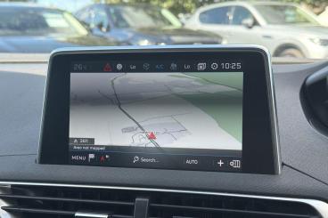 SPOTICAR Peugeot 3008 1.5 Bluehdi Allure Euro 6 (s/s) 5dr Used Car - Suv Diesel Grey - Worthing - 1200624231_5