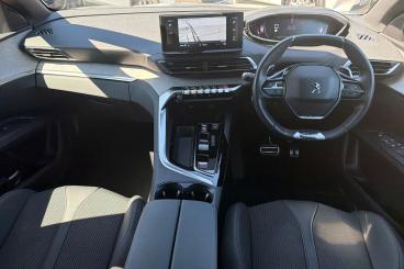 SPOTICAR Peugeot 3008 1.2 Puretech Gt Eat Euro 6 (s/s) 5dr Used Car - Suv Petrol Black - Worthing - 1200624251_3