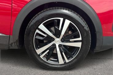 SPOTICAR Peugeot 3008 1.2 Puretech Gt Eat Euro 6 (s/s) 5dr Used Car - Suv Petrol Red - Chichester - 1200626501_5