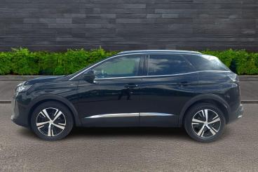 SPOTICAR Peugeot 3008 1.2 Puretech Gt Eat Euro 6 (s/s) 5dr Used Car - Suv Petrol Black - Telford - 1200628410_4