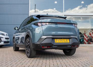 SPOTICAR Peugeot 3008 1.2 Allure E-dsc6 Euro 6 (s/s) 5dr Used Car - Suv Hybrid Blue - Aldershot - 1200629593_4