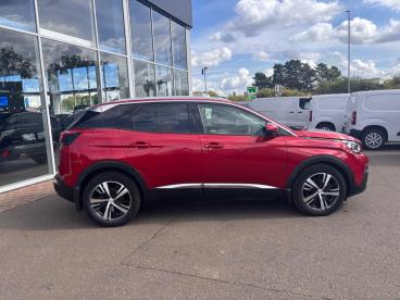 SPOTICAR Peugeot 3008 1.2 Puretech Allure Euro 6 (s/s) 5dr Used Car - Suv Petrol Red - Boston - 1200629939_2