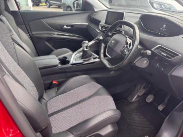 SPOTICAR Peugeot 3008 1.2 Puretech Allure Euro 6 (s/s) 5dr Used Car - Suv Petrol Red - Boston - 1200629939_3
