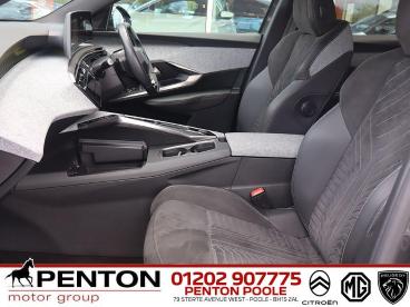 SPOTICAR Peugeot 3008 1.2 Gt E-dsc6 Euro 6 (s/s) 5dr Used Car - Suv Hybrid Grey - Poole - 1200630652_4