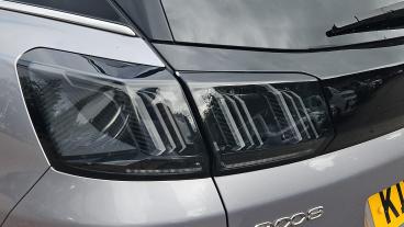 SPOTICAR Peugeot 3008 1.6 13.2kwh Gt E-eat Euro 6 (s/s) 5dr Used Car - Suv Plug-in Hybrid Grey - Sale - 1200631248_5