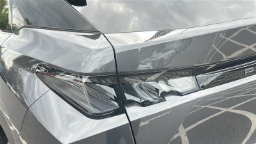 SPOTICAR Peugeot 3008 1.2 Gt E-dsc6 Euro 6 (s/s) 5dr Used Car - Suv Hybrid Grey - Chingford - 1200633312_5