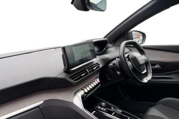 SPOTICAR Peugeot 3008 1.5 Bluehdi Gt Eat Euro 6 (s/s) 5dr Used Car - Suv Diesel Black - Newark On Trent - 1200636849_2