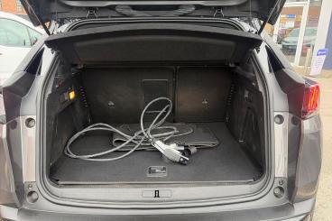 SPOTICAR Peugeot 3008 1.6 13.2kwh Gt Premium E-eat 4wd Euro 6 (s/s) 5dr Used Car - Suv Plug-in Hybrid Grey - Newark On Trent - 1200639812_5