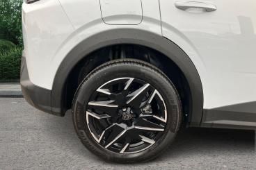 SPOTICAR Peugeot 3008 1.2 Allure E-dsc6 Euro 6 (s/s) 5dr Used Car - Suv Hybrid White - Newbury - 1200642406_5