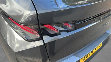 SPOTICAR Peugeot 3008 1.2 Gt E-dsc6 Euro 6 (s/s) 5dr Used Car - Suv Hybrid Grey - Maidstone - 1200644121_5