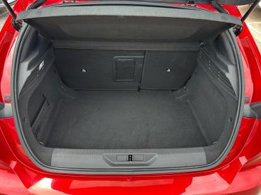 SPOTICAR Peugeot 308 1.2 Puretech Allure Premium Eat Euro 6 (s/s) 5dr Used Car - Saloon Petrol Red - Chichester - 1200531507_5