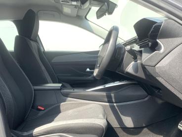 SPOTICAR Peugeot 308 1.2 Puretech Active Premium Eat Euro 6 (s/s) 5dr Used Car - Saloon Petrol Grey - Blackburn - 1200531669_2