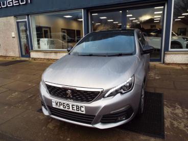 SPOTICAR Peugeot 308 1.5 Bluehdi Gt Line Eat Euro 6 (s/s) 5dr Used Car - Saloon Diesel Grey - Campeltown - 1200557994_3