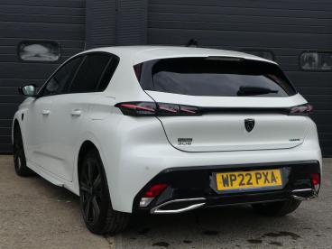 SPOTICAR Peugeot 308 1.6 12.4kwh Gt Premium E-eat Euro 6 (s/s) 5dr Used Car - Saloon Plug-in Hybrid White - Devizes - 1200579389_3