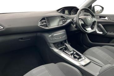SPOTICAR Peugeot 308 1.2 Puretech Gpf Allure Eat Euro 6 (s/s) 5dr Used Car - Saloon Petrol Grey - Basildon - 1200584551_2