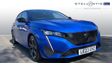 SPOTICAR Peugeot 308 1.2 Puretech Allure Premium Eat Euro 6 (s/s) 5dr Used Car - Saloon Petrol Blue - Walton On Thames - 1200592950_1