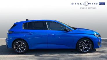 SPOTICAR Peugeot 308 1.2 Puretech Allure Premium Eat Euro 6 (s/s) 5dr Used Car - Saloon Petrol Blue - Walton On Thames - 1200592950_2