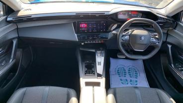 SPOTICAR Peugeot 308 1.2 Puretech Allure Premium Eat Euro 6 (s/s) 5dr Used Car - Saloon Petrol Blue - Walton On Thames - 1200592950_4