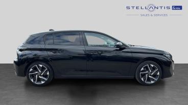 SPOTICAR Peugeot 308 1.2 Puretech Allure Premium Eat Euro 6 (s/s) 5dr Used Car - Saloon Petrol Black - Salford - 1200597413_2