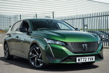 SPOTICAR Peugeot 308 1.2 Puretech Allure Premium Eat Euro 6 (s/s) 5dr Used Car - Saloon Petrol Green - Bromsgrove - 1200599590_1