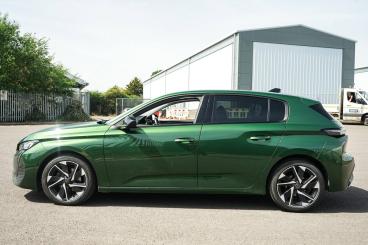 SPOTICAR Peugeot 308 1.2 Puretech Allure Premium Eat Euro 6 (s/s) 5dr Used Car - Saloon Petrol Green - Bromsgrove - 1200599590_5