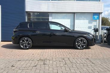 SPOTICAR Peugeot 308 1.2 Puretech Allure Premium Eat Euro 6 (s/s) 5dr Used Car - Saloon Petrol Black - Worthing - 1200601135_2