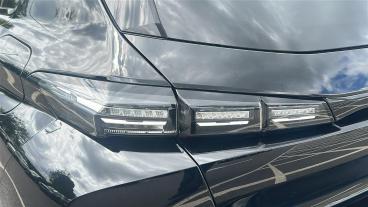 SPOTICAR Peugeot 308 1.6 12.4kwh Allure Premium E-eat Euro 6 (s/s) 5dr Used Car - Saloon Plug-in Hybrid Black - Chingford - 1200607788_5