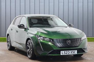 SPOTICAR Peugeot 308 1.2 Puretech Allure Premium Eat Euro 6 (s/s) 5dr Used Car - Saloon Petrol Green - Weston-super-mare - 1200610153_1