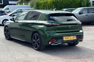 SPOTICAR Peugeot 308 1.6 12.4kwh Gt Premium E-eat Euro 6 (s/s) 5dr Used Car - Saloon Plug-in Hybrid Green - Exeter - 1200610777_5