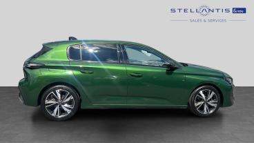 SPOTICAR Peugeot 308 1.2 Puretech Allure Eat Euro 6 (s/s) 5dr Used Car - Saloon Petrol Green - Maidstone - 1200610882_2