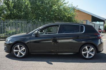 SPOTICAR Peugeot 308 1.2 Puretech Gpf Gt Line Euro 6 (s/s) 5dr Used Car - Saloon Petrol Black - Bromsgrove - 1200615743_5