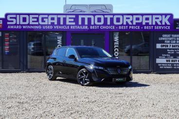 SPOTICAR Peugeot 308 1.2 Puretech Allure Premium Eat Euro 6 (s/s) 5dr Used Car - Saloon Petrol Black - Great Yarmouth - 1200618922_1