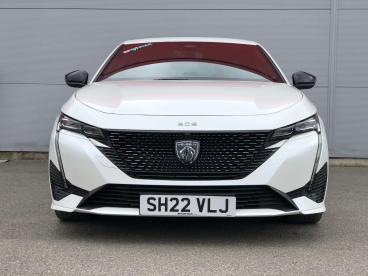 SPOTICAR Peugeot 308 1.6 12.4kwh Gt E-eat Euro 6 (s/s) 5dr Used Car - Saloon Plug-in Hybrid White - Keighley - 1200619066_3