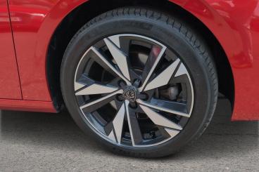 SPOTICAR Peugeot 308 1.5 Bluehdi Allure Eat Euro 6 (s/s) 5dr Used Car - Saloon Diesel Red - Portsmouth - 1200621591_5