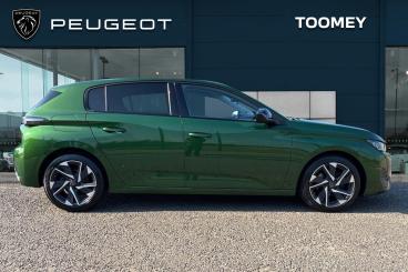 SPOTICAR Peugeot 308 1.2 Puretech Allure Premium Eat Euro 6 (s/s) 5dr Used Car - Saloon Petrol Green - Southend-on-sea - 1200623338_4