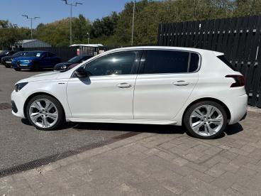 SPOTICAR Peugeot 308 1.2 Puretech Gpf Gt Line Euro 6 (s/s) 5dr Used Car - Saloon Petrol White - Swindon - 1200623923_5