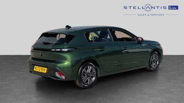 SPOTICAR Peugeot 308 1.2 Puretech Active Premium Eat Euro 6 (s/s) 5dr Used Car - Saloon Petrol Green - Liverpool - 1200625983_3