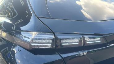 SPOTICAR Peugeot 308 1.2 Puretech Allure Premium Eat Euro 6 (s/s) 5dr Used Car - Saloon Petrol Black - Leicester - 1200630628_5