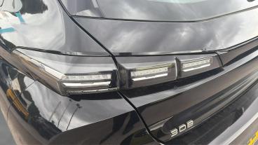 SPOTICAR Peugeot 308 1.2 Puretech Active Premium Eat Euro 6 (s/s) 5dr Used Car - Saloon Petrol Black - Salford - 1200631668_5