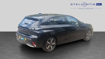 SPOTICAR Peugeot 308 1.2 Puretech Allure Eat Euro 6 (s/s) 5dr Used Car - Saloon Petrol Black - Romford - 1200637498_3