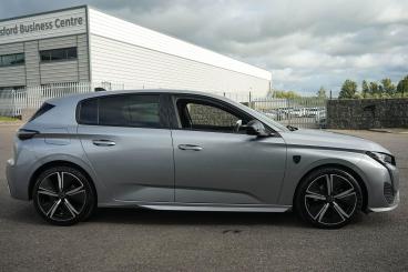 SPOTICAR Peugeot 308 1.2 Puretech Gt Eat Euro 6 (s/s) 5dr Used Car - Saloon Petrol Grey - Bromsgrove - 1200639739_5