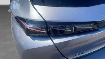 SPOTICAR Peugeot 308 1.2 Gt E-dsc6 Euro 6 (s/s) 5dr Used Car - Saloon Hybrid Grey - Salford - 1200641558_5