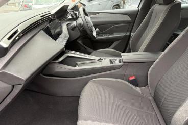 SPOTICAR Peugeot 308 1.2 Puretech Active Premium Eat Euro 6 (s/s) 5dr Used Car - Saloon Petrol Grey - Dorchester - 1200643668_2